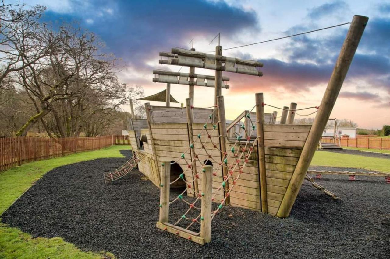 Apple Tree Lodge Hot Tub 3 Bedroom 2 Bars Morpeth Kültér fotó